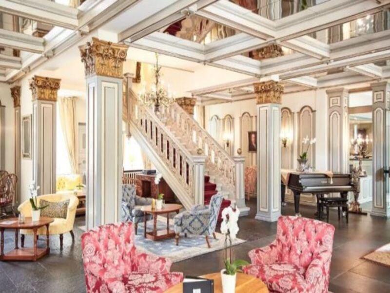 Althoff Hotel Fuerstenhof Celle Exterior photo The lobby of the hotel