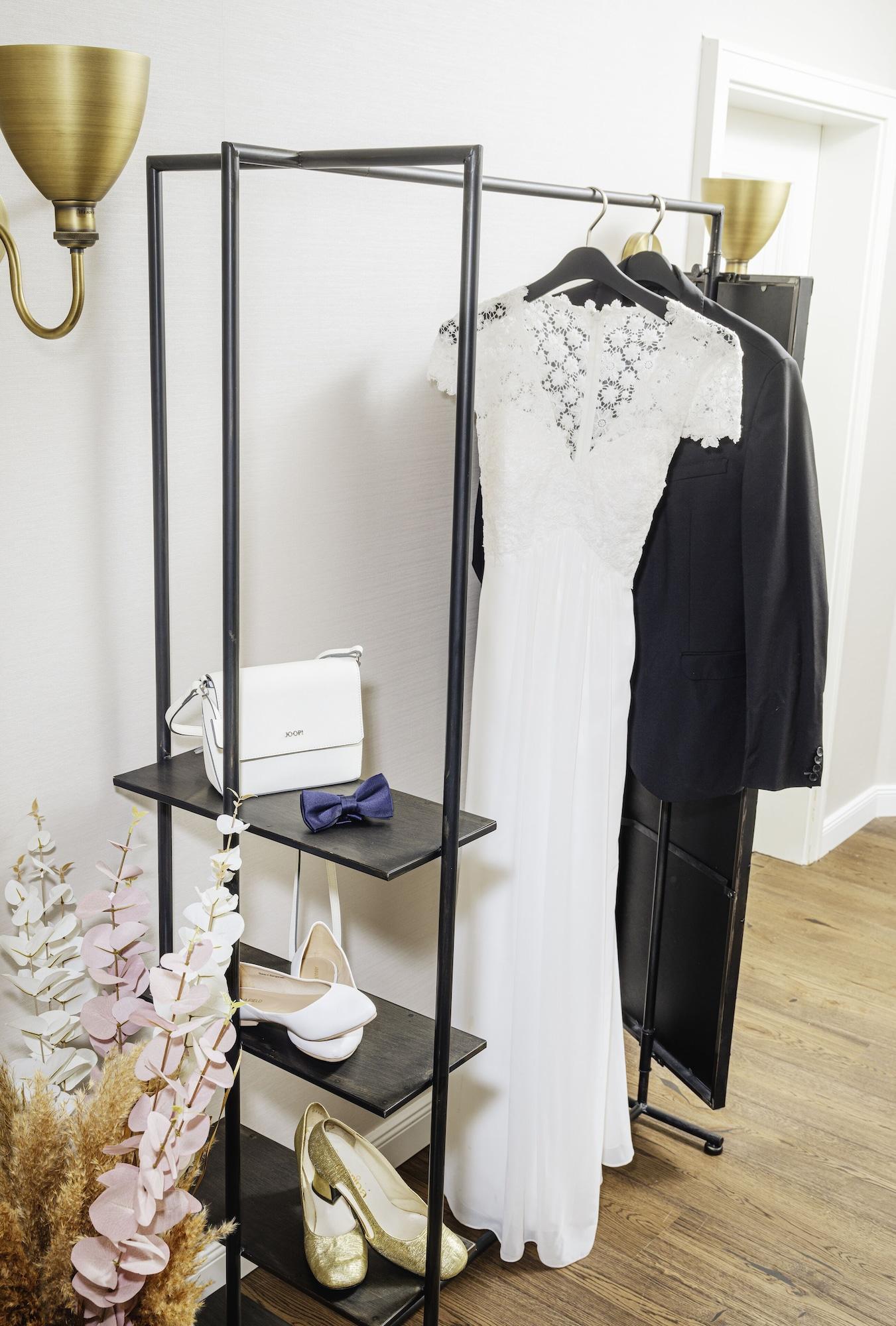 Althoff Hotel Fuerstenhof Celle Exterior photo A coat rack