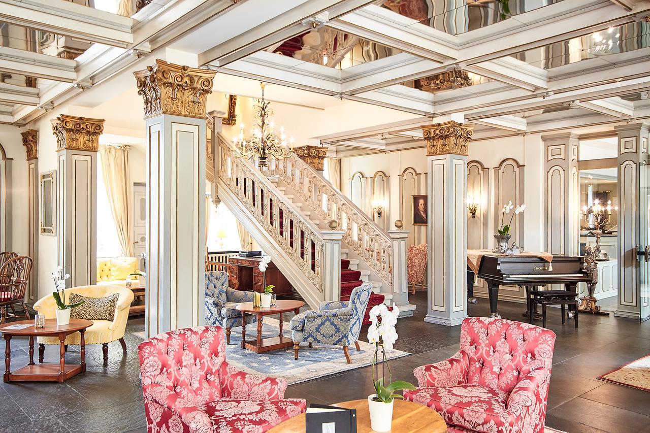 Althoff Hotel Fuerstenhof Celle Exterior photo The lobby of the Hotel de la Paix