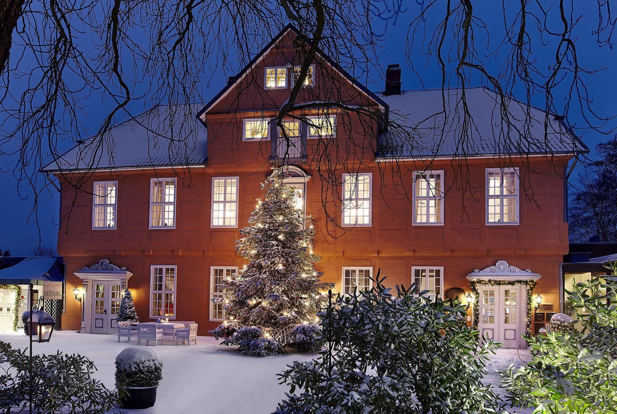 Althoff Hotel Fuerstenhof Celle Exterior photo The manor house of the former estate of the Swedish royal family